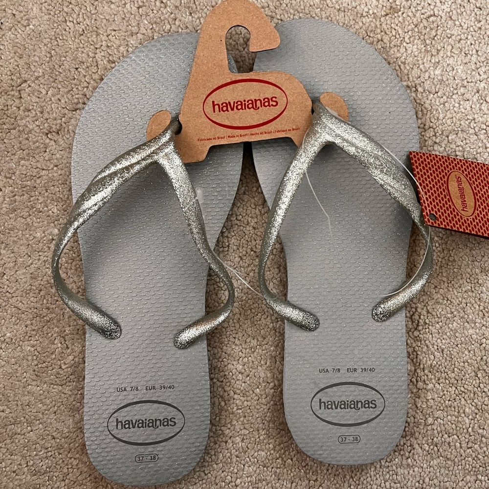 NWT Havaianas Women’s Thong Sandals